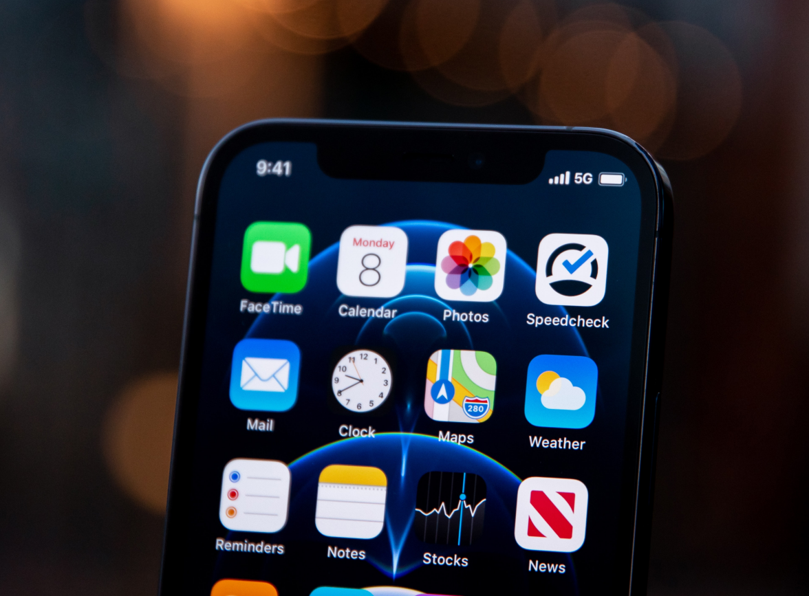 广南苹果手机维修分享为什么 iPhone 12 在冬季会自动关机 